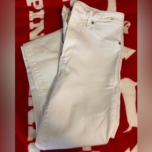 Abercrombie & Fitch white jeans SIZE 27